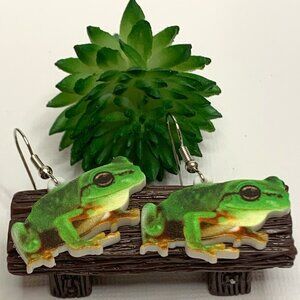 Frog Earring, Gift Idea, Frog Jewelry, Amphibian Earring, Silly Earring, Cute
